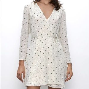 Aritzia - Babaton Optima Wrap Dress w/Moon Pattern